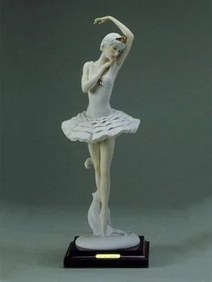 Ballerina Pointer by Giuseppe Armani — Sculpture