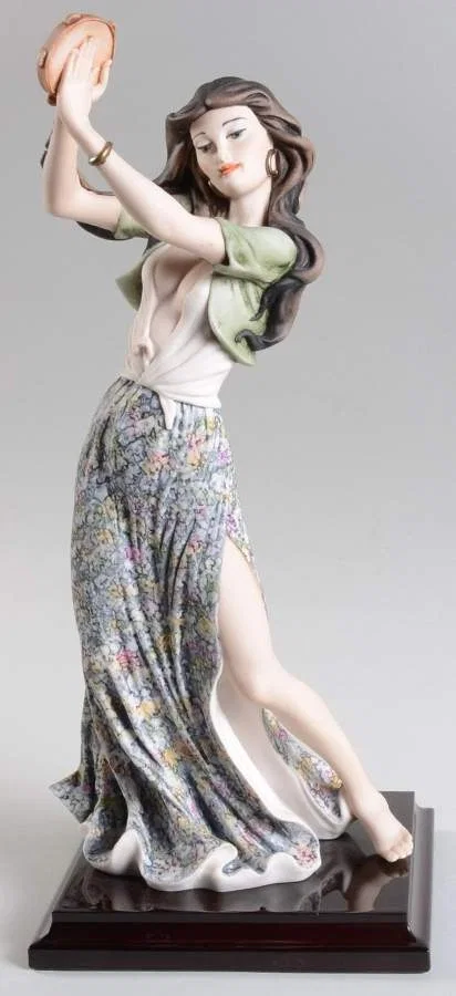 Spanish Gypsy Dancer by Giuseppe Armani — Sculpture
