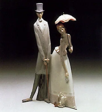 Edwardian Couple With Dog 1969-85 by Lladro — Porcelain Figurine