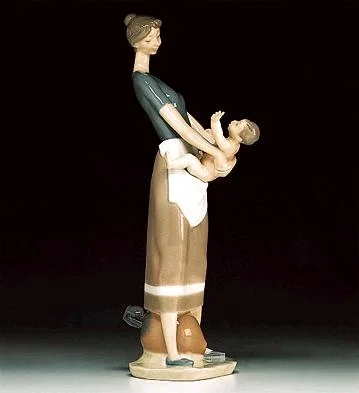 Mother And Child by Lladro — Porcelain Figurine