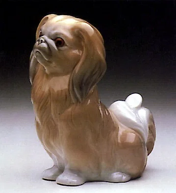 Pekinese Sitting 1969-85 by Lladro — Porcelain Figurine