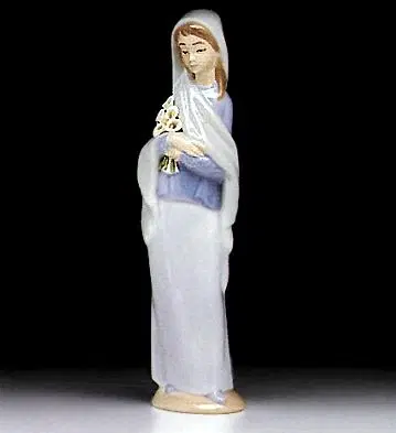 Lladro - Girl With Calla Lilies 1969-98