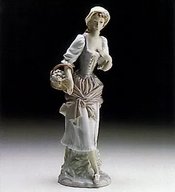 Lladro - Girl With Basket 1970-81