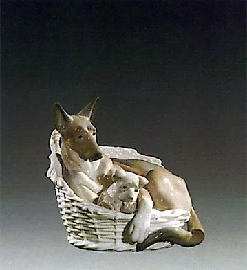 German Sherperd With Pup 1970-75 by Lladro — Porcelain Figurine