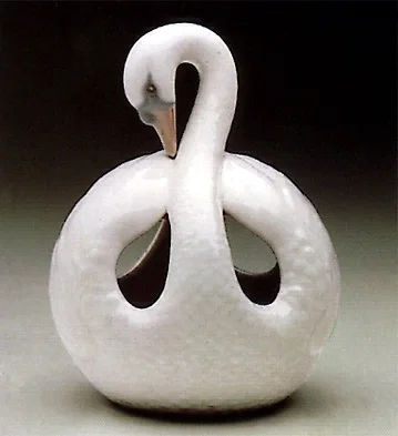 Swan 1972-83 by Lladro — Porcelain Figurine