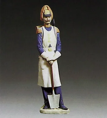 Soldier 1973-76 by Lladro — Porcelain Figurine