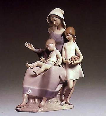 Mother 1974-79 by Lladro — Porcelain Figurine