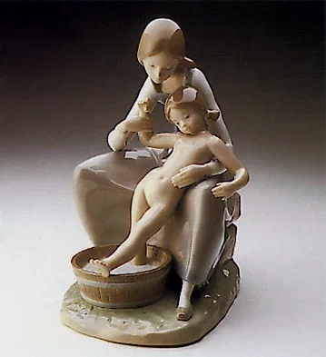 Bathing the Girl 1974-78 by Lladro