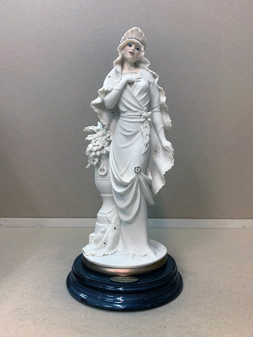 Bride With Flower Vase by Giuseppe Armani — Sculpture