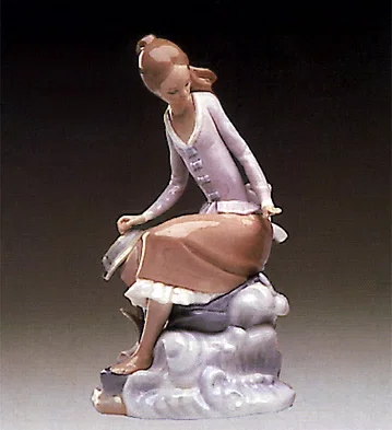 At The Seaside 1974-85 by Lladro — Porcelain Figurine