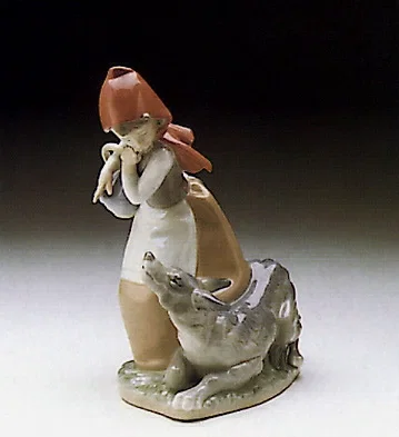 Little Red Riding Hood 1977-83 by Lladro — Porcelain Figurine