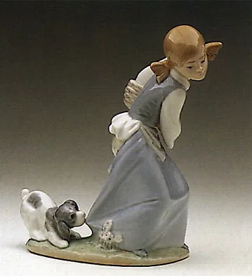 Naughty Dog 1978-95 by Lladro | Handcrafted Spanish Porcelain Naughty Dog 1978-95 by Lladro | Handcrafted Spanish Porcelain