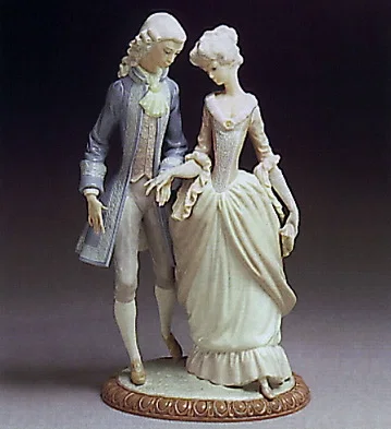 Walk in Versailles 1978-81 by Lladro — Porcelain Figurine