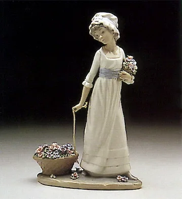 Wild Flower 1979-94 by Lladro — Porcelain Figurine