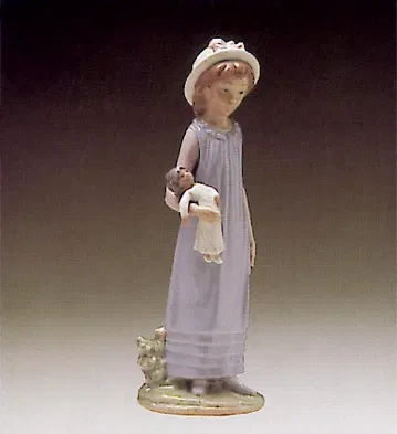 Lladro - Belinda And Her Doll 1980-95