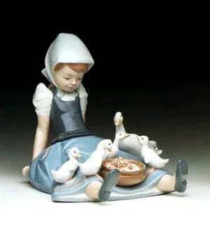 リヤドロ　You’re So Pretty You're So Pretty by Lladro | Handcrafted Spanish Porcelain