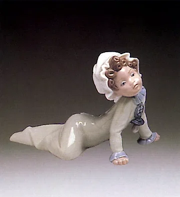 Baby On Floor 1982-85 by Lladro — Porcelain Figurine