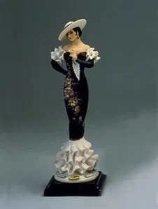Carmen by Giuseppe Armani | Elegant Porcelain Figurine - 0520C