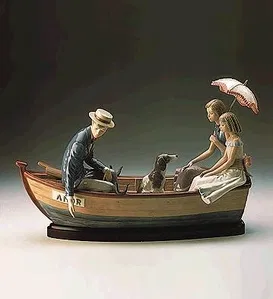 Lladro - Love Boat Le3000