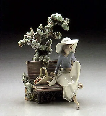 Sunday In The Park 1986-96 by Lladro — Porcelain Figurine