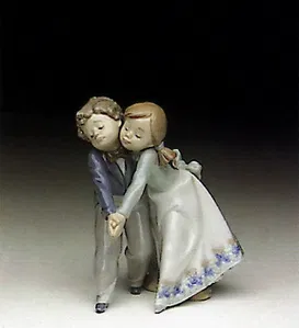 Lladro - Dancing Class