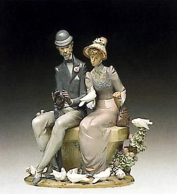 A Quite Afternoon 1992-95 by Lladro — Porcelain Figurine