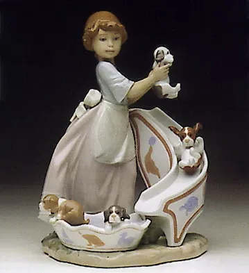 Down You Go 1993-97 by Lladro | Handcrafted Spanish Porcelain Art