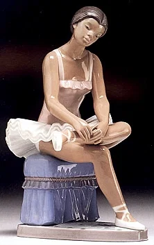 Finishing Touches by Lladro Black Legacy — Porcelain Figurine