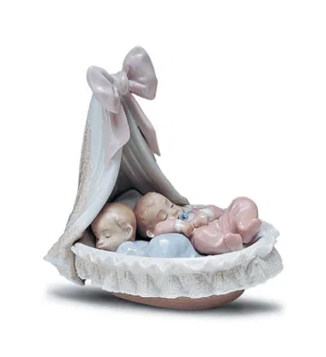 Sweet Dream Baby's 1994-01 by Lladro — Porcelain Figurine