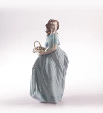 Lladro - Spring Enchantment