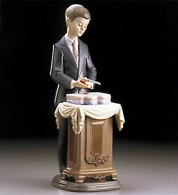 Coming Of Age 1995-99 by Lladro — Porcelain Figurine