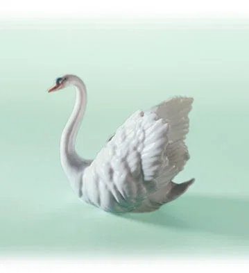 White Swan by Lladro — Porcelain Figurine
