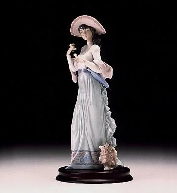 Sundays Best 1996-99 by Lladro — Porcelain Figurine