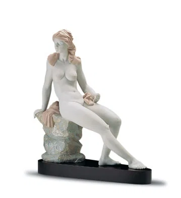 Delphica 1996-01 by Lladro — Porcelain Figurine