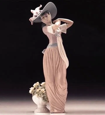 Paris In Bloom 1996-99 by Lladro — Porcelain Figurine
