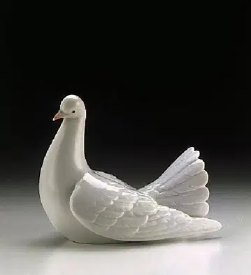 Lladro - Proud Dove 1996-99