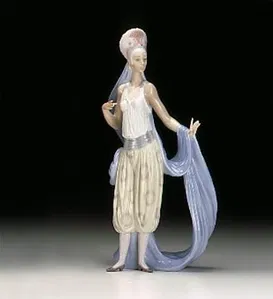Lladro - Thena 1996-99 ***