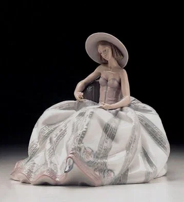 Dreaming Of You 1996-99 by Lladro — Porcelain Figurine