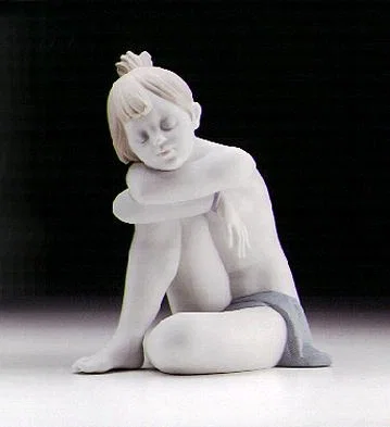 I'm Sleepy (white) 1997-00 by Lladro — Porcelain Figurine