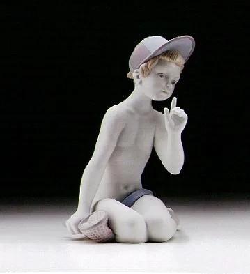 Hunting Butterflies (white) 1997-00 by Lladro — Porcelain Figurine