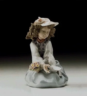 Generous Gesture 1997-00 by Lladro — Porcelain Figurine