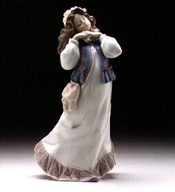 Dreams of a Summer Past 1997 by Lladro — Porcelain Figurine