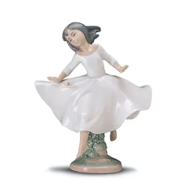 Spirit Of Youth 1997-01 by Lladro — Porcelain Figurine