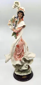 Giuseppe Armani - Lacey