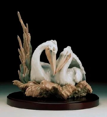 Pelicans Le1000 1998-00 by Lladro — Porcelain Figurine
