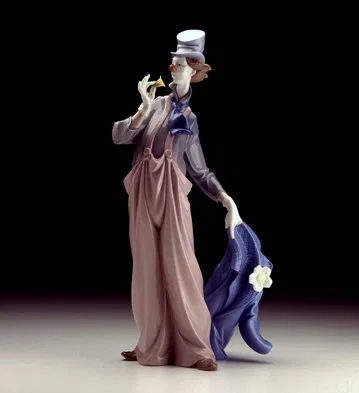 Mile Of Style 1998 Usa Vanguard by Lladro — Porcelain Figurine