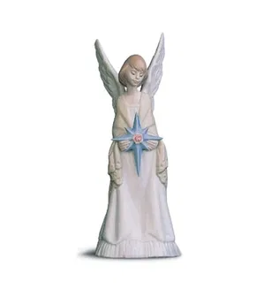 Teruko by Lladro | Handcrafted Spanish Porcelain Art - 1451