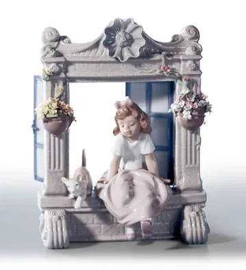 Childhood Dreams by Lladro — Porcelain Figurine