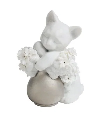 Dreamy Kitten (re-Deco) by Lladro — Porcelain Figurine