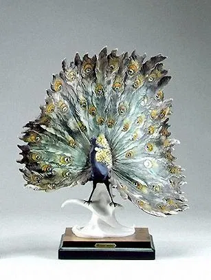 Peacock by Giuseppe Armani | Elegant Porcelain Figurine - 0720S